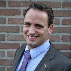 Trotse papa, stedenbouwkundige, fietser basketballer, NAC supporter en carnavalsvierder uit Breda. Beleidsmedewerk RO bij @GemGeertrberg