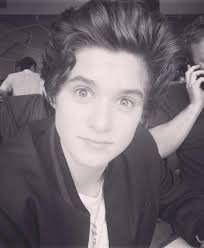 I do fanfiction on wattpad - 16fangirl16
Follow me and request stories!
My stories: Lucky - a Nash Grier fanfiction & Skinny Love - a Brad Simpson fanfiction