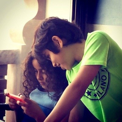 -



اللهم لا تبتلينا بعيبٍ كرهناه في غيرنا ،
ولا تغيّر علينا حالاً إلا لأحسنه