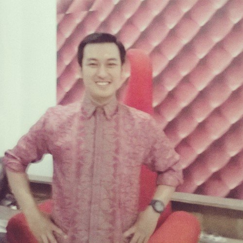 Lelaki yg kubawa dalam diriku adalah dia yg berkali kali kalah dan bangkit berkali kali.