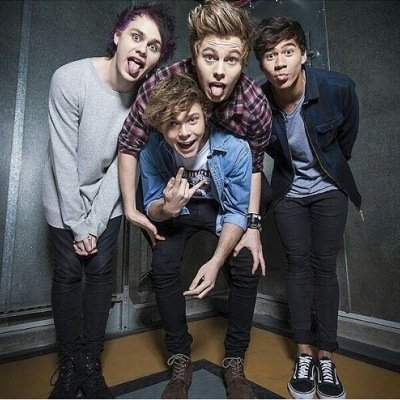 Kinda obsessed with bands and groups.. Music, Art & Dance = life // 5SOS • Janoskians • ATL • McBusted • The Vamps • Magcon • Justice Crew x i follow back (:
