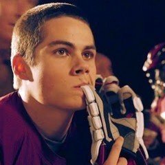 [stiles's voice] quando seu melhor amigo leva um fora, você fica bebado com ele