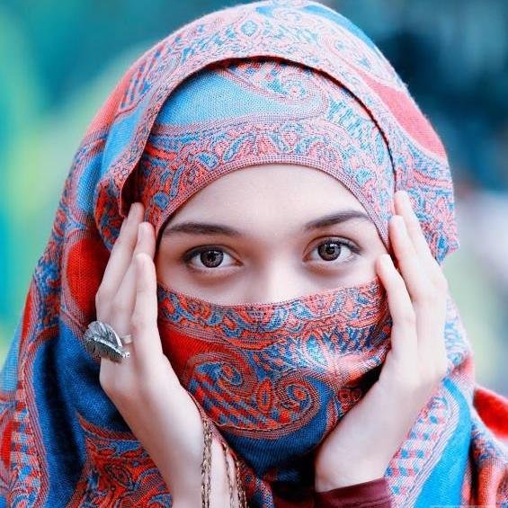 السعادة عادة، و التفاؤل عادة، و الكلمة الطيبة عادة ..... فاصنع عادتك الجديدة