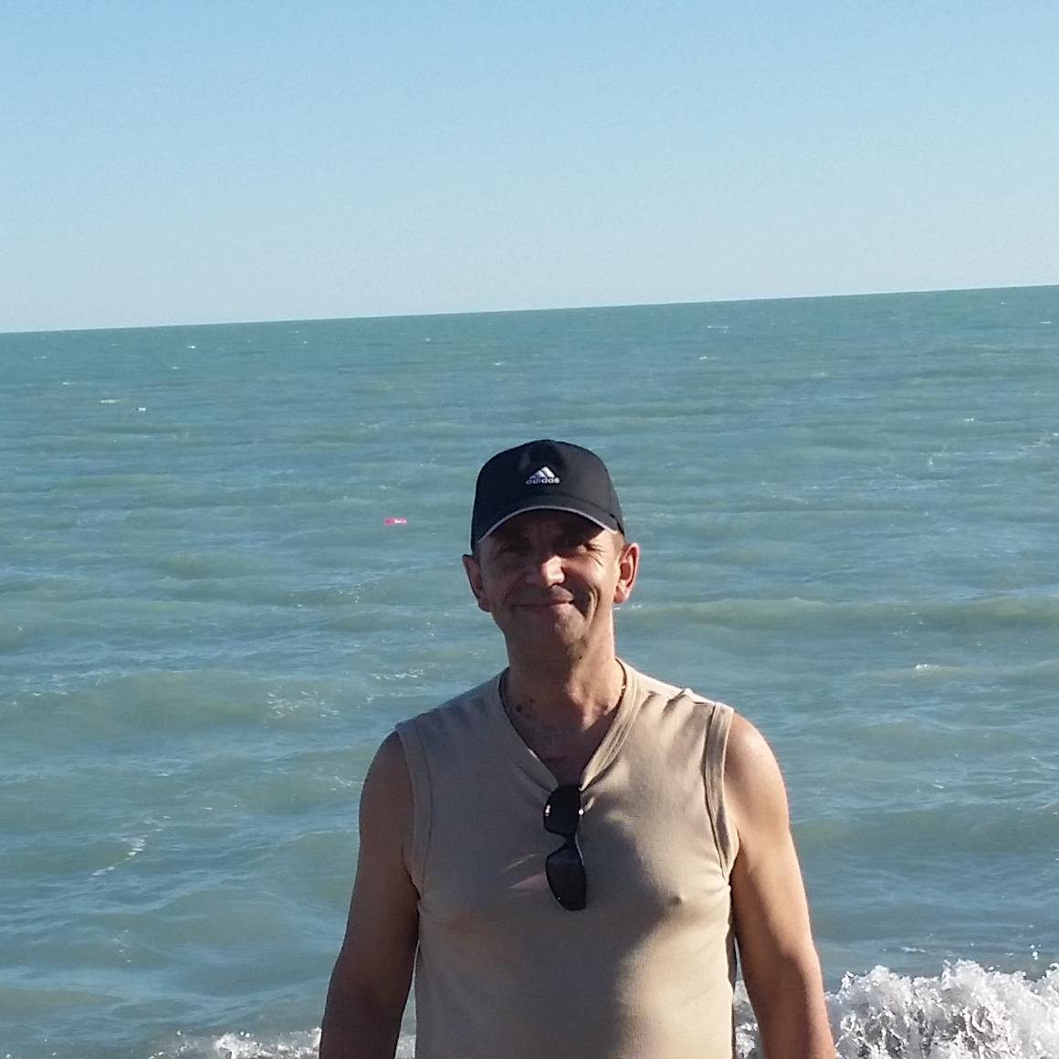 YPronik's profile picture. 