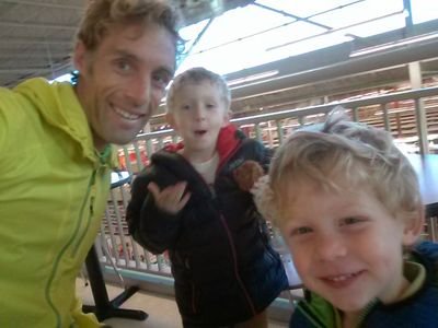 Husband, Dad, Teacher, Runner. Australian guy braving the Canadian weather.