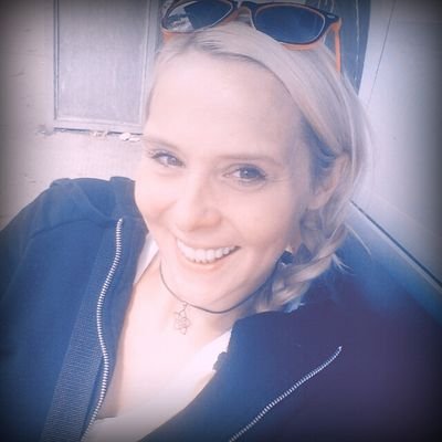 Conny2311M's profile picture. 1980 als Schütze geboren
Berufung: Heilerin
Tochter, Katze

all you need is love