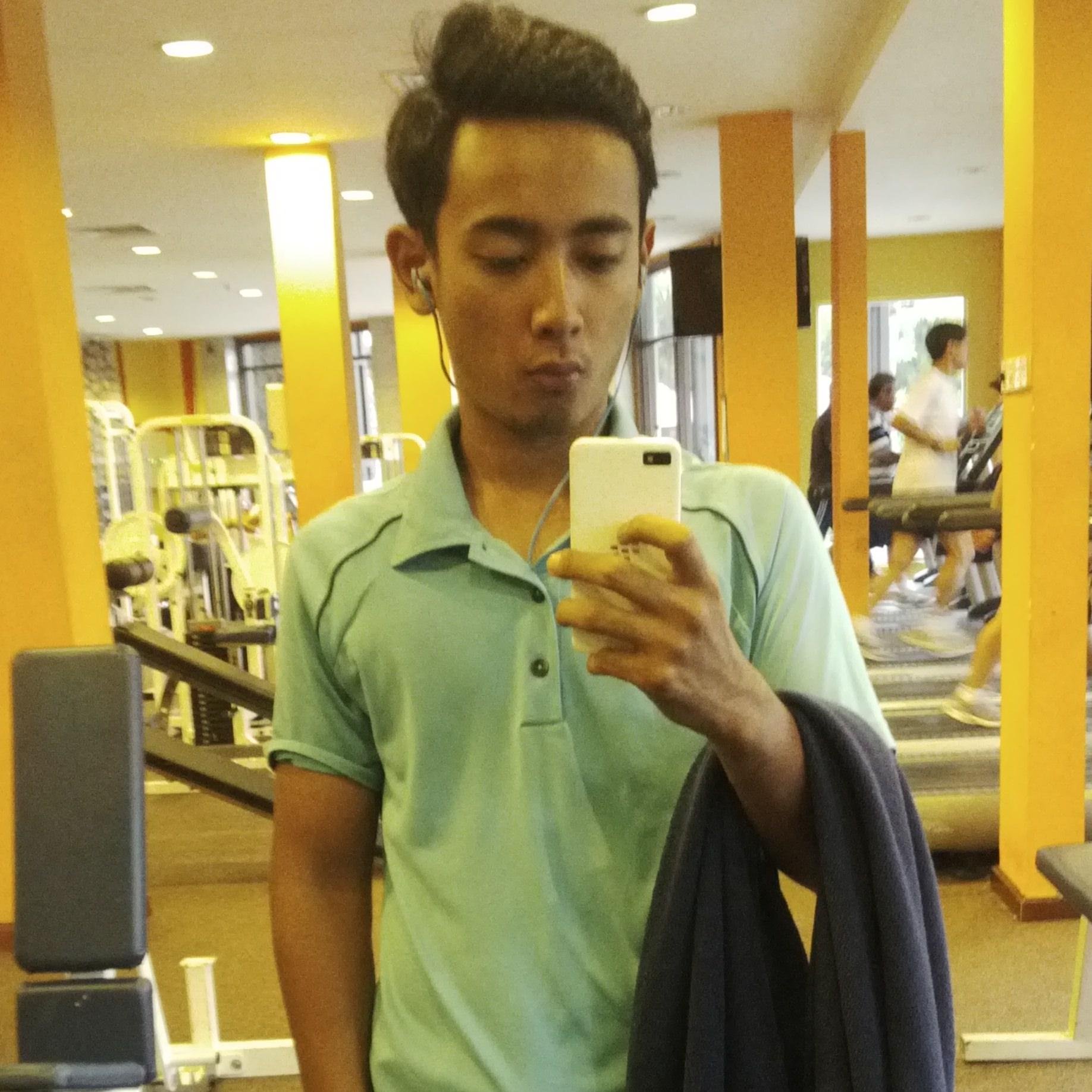 asyrafazman54's profile picture. 