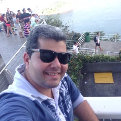 Estudante de Engenharia  Graduado em Logística e Publicidade. Aracaju-Se