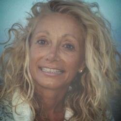 FunFrances5's profile picture. 