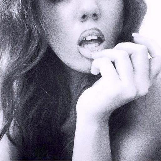 I write erotic short stories for your pleasure. Or mine. Finally on Twitter!