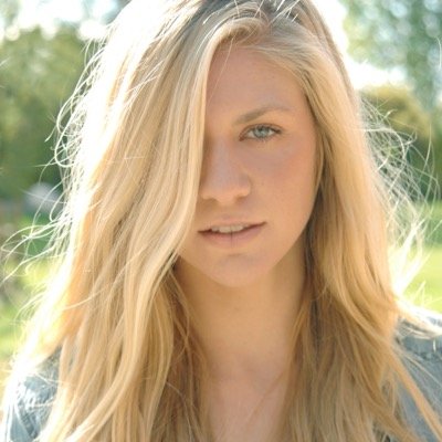 Senior at University of Wisconsin-Madison. Lightweight Rower. Wisconsin born and raised. Instagram @juliaarollins