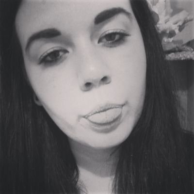 EmilyDollFace's profile picture. 