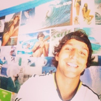 Só quero uma casa na praia com a gata o dog e altas rolando !!