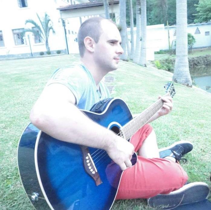 Amo minha família, minha esposa minha filha. amo o que faço no bvjs.