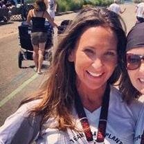 Sister, Sporty Fan, Runner Lover, Manhattan Expat, Liver TX Recipient who will do anything to raise awareness on the importance of Organ Donation. Try me!