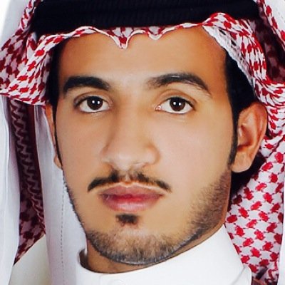 انسان متفائل جدا. قنوع. وعلى قولة المثل اضحك للدنيا ي حبيبي تضحك لك. شيلاتي بالمفضله وي هلا ومرحبا الف. 

شكرا يا جماهيري ع تلقيبي بـ (عذب الجنوب)