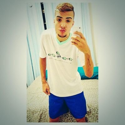 → Fã do Tiito Dancy ♥ [ Dançarino de Funk ]  - Seguiu 29/10 *-* Twitter dele: @tiitodancyofc