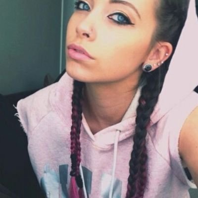 dani noe fan page 3
follow me on instagram @dani_noe_fanpage 
i love you dear dani 3