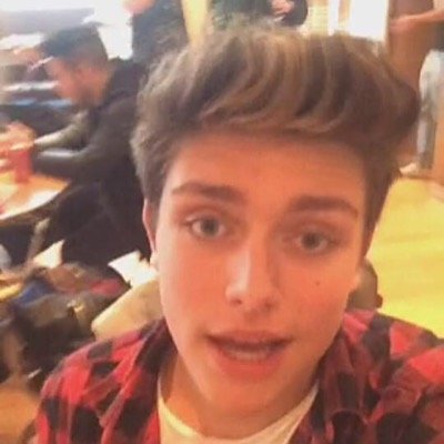 you deserve his follow so so much, i love you