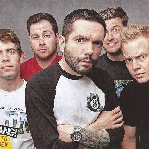 ADTRvenezuela's profile picture. Fan Page de A Day To Remember en Venezuela, síguenos y entérate de todas las noticias ADTR. Admin: @Paolacarta16 También en FB.