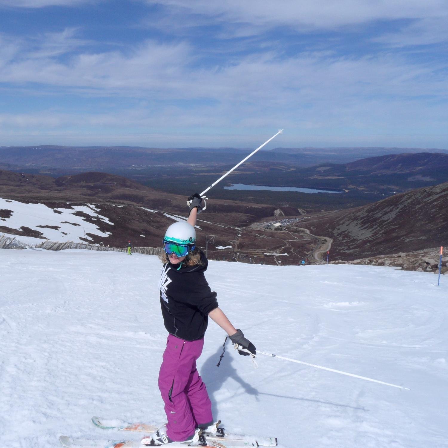 Jen_Durkin's profile picture. Love running & talking about running, skiing and wishing I was playing in snow, Wales but Scotland too much to move back to Wales.Outdoors,exploring, fresh air!