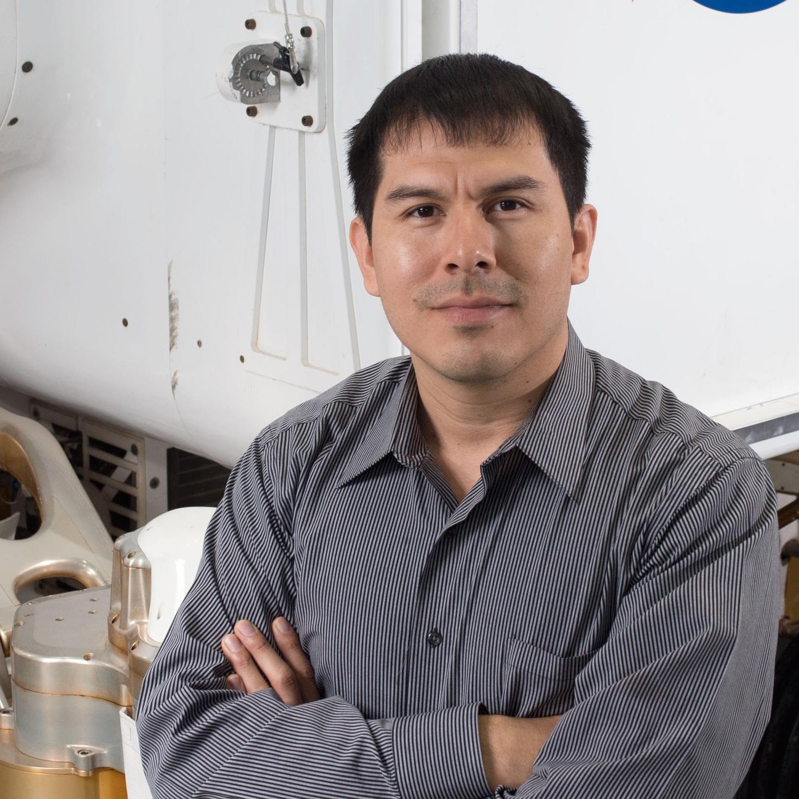 Systems Engineer, Software and Robotics at Johnson Space Center.
BSEE: Tecnologico de Cd Juarez.
MS Industrial Engineering & MBA: New Mexico State University.