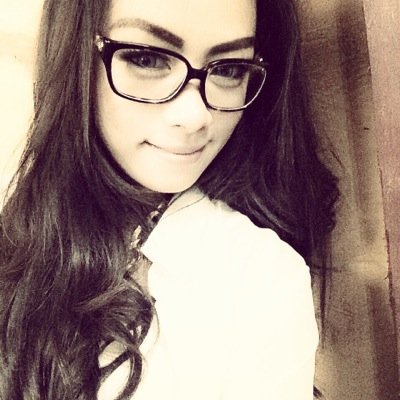 the real new accout !!! follow IG : yoanyolanda                  periscope : yoanyolanda 
 cp : yoanyolanda.28@gmail.com