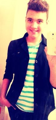 yassen 17yrs. Egyptian  lovatic and proud :-P;-)