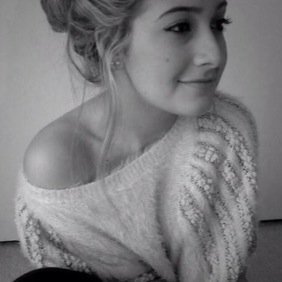 «Fear doesn't shut you down.It makes you up.»
