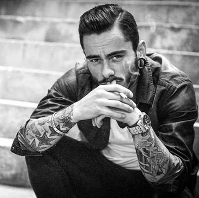 Club de fans Español de Maximilien Philippe, concursante de la voz Francia. Porqué no apoyar una voz tan mágica como la de @MaximilienPH?