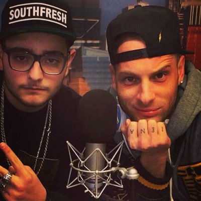 Ciao,io mi chiamo Miriam❤️ E sono una fans di rocco hunt e clementino❤️li amo,sono i miei idoliobbiettivo: fate voii❤️❤️