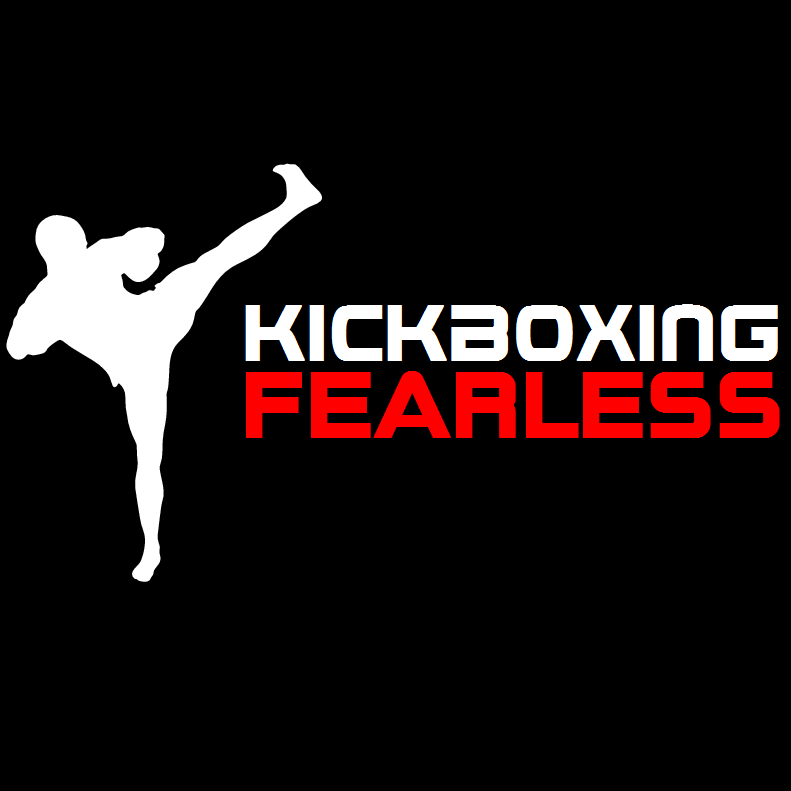 Kickboksen voor jong en oud. Recreatief en wedstrijdniveau. In Wassenaar. KickboxingFearless.nl