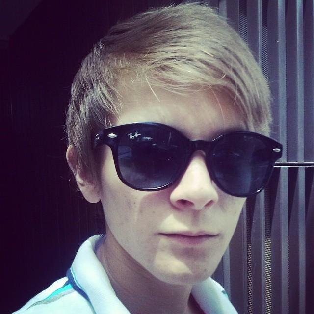 Seguime en mi cuenta personal de Twitter: @CristianGomez01 . Y  Mira todas mis fotos en http://t.co/pcrnIOF0MM