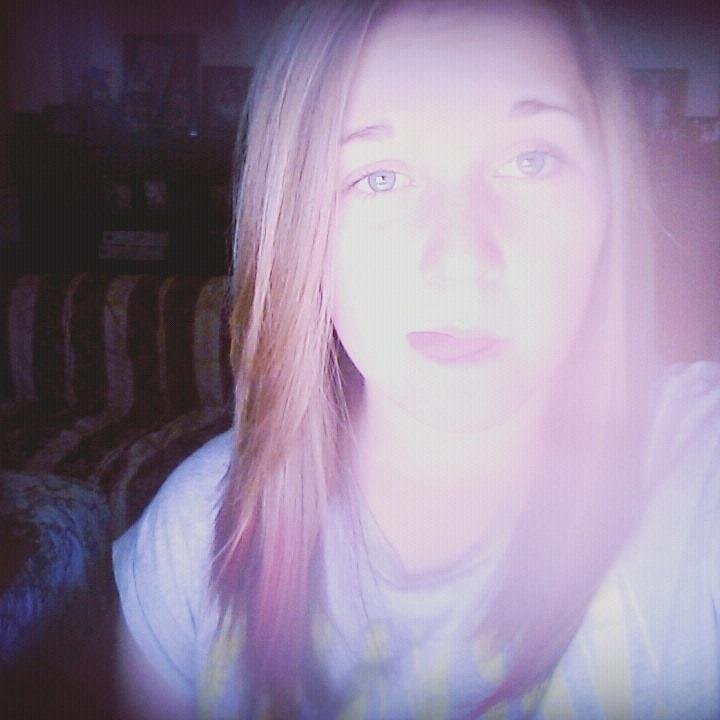 MaddyNodwell3's profile picture. Hey, I know a thing or two about a thing or two. Yaknowwhatimsayin.