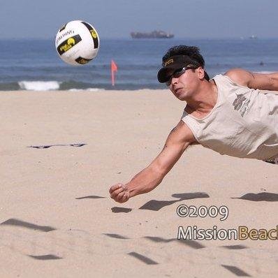 Just your average San Diego Beach Volleyball Player, Surfer, and most of all Dad. :) oh yeah i dabble in social media & internet marketing...well more than that