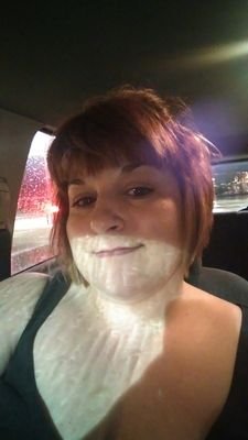 AngelaZ836's profile picture. 