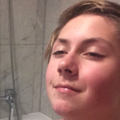 Bader, er jeg kul viss jeg har twitter?