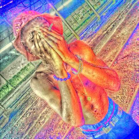 ♥ GOD || ♥ MUSIC || ❤️ MUFC || PERFORMING ARTIST || 4:20 || 
6!XPHOTOGRAPHY || SC: h_6ix || H.B.H || IG: @Themanwiththe6ix || ♥ @wizkidayo ||