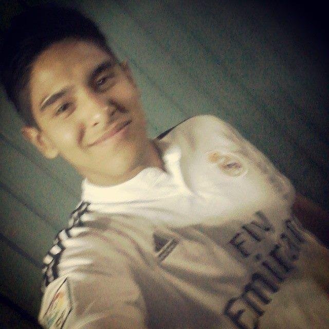 Estudiante de Mecánica de Mantenimiento Industrial en #SENATI y futuro Ingeniero Mecánico, 100% hincha de #AlianzaLima y #RealMadrid