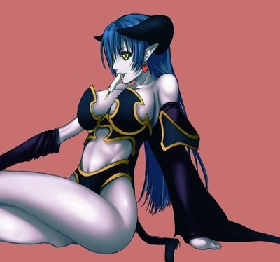 Súcubo sedienta~ ¿Alguien quiere alimentarme...? Futa a placer. #Rol #SexRol