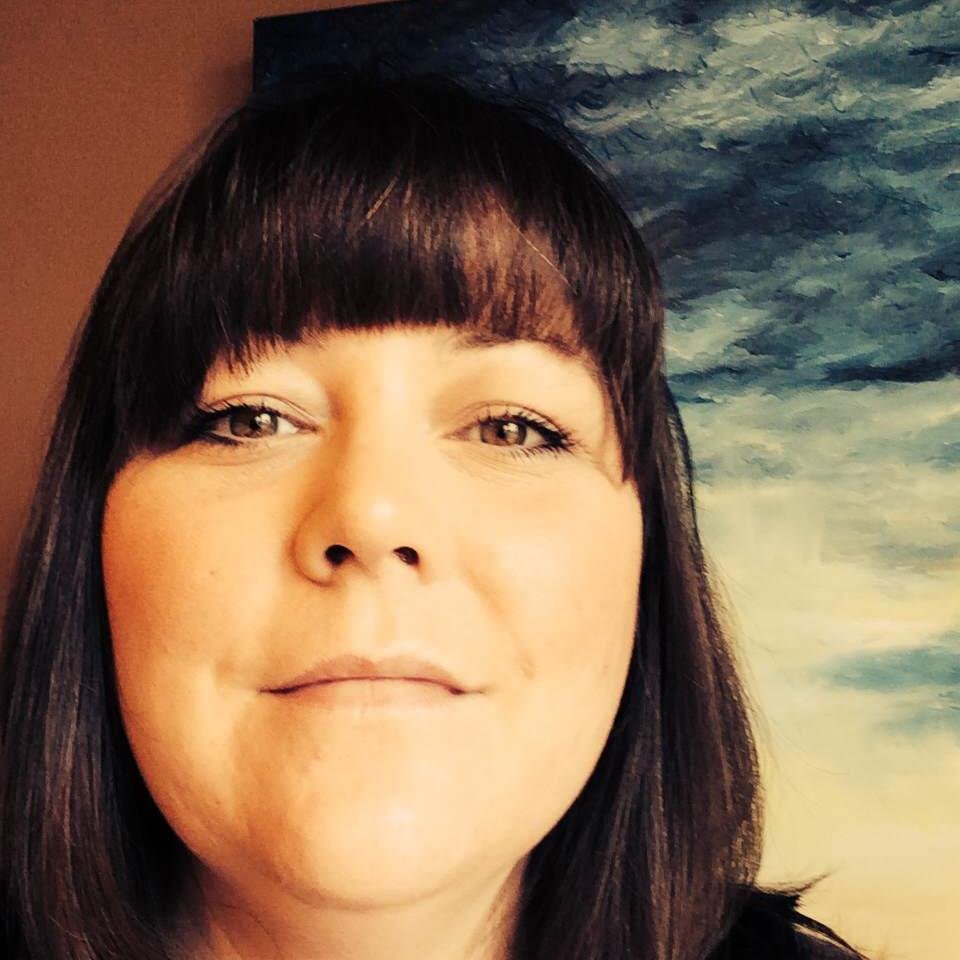 Vicky76Reiki's profile picture. 