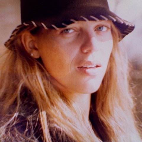 🇺🇸 Born in morocco adopted by jordan, , heart & soul owned by faith. Mental Health & Well-being expert for organizations.