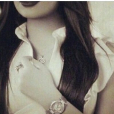 سَ آبقىّ شَخْصّ وآفيّ مهمَآ قآبلتُ منَ آشَخآصءّ فآسلوبيّ لنَ يتغَيرِ وآحتِرآميّ هوُ آلاسآسّ ..♡