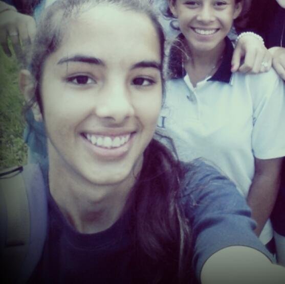 Seu jeitinho, seu sorriso, seu olhar, sua voz, você. ♥♥♥