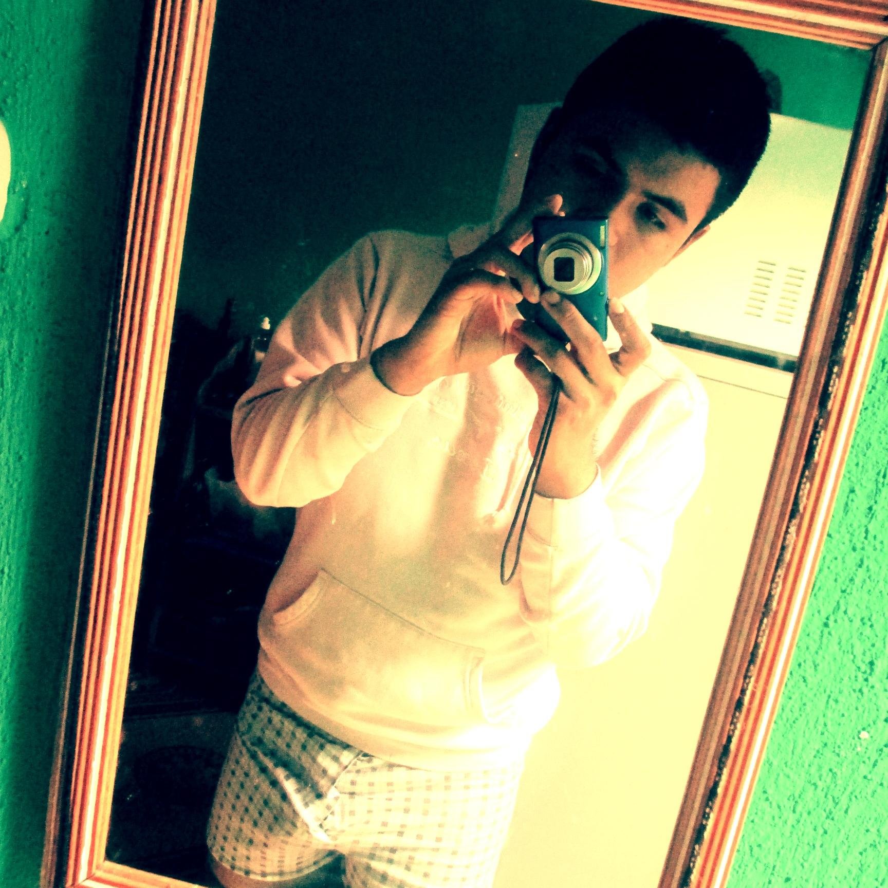 Sigueme Y Te Sigo!:3  Follow me ♡ #Instagram(kvn_h7)