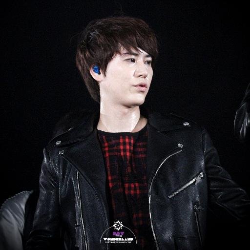 Roleplayer of Evil magnae SUJU Cho Kyuhyun, Terlahir ganteng Sejak February 3, 1988.