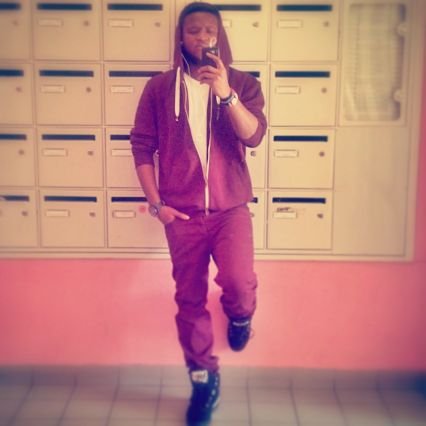 Shhh Just un artiste rappeur