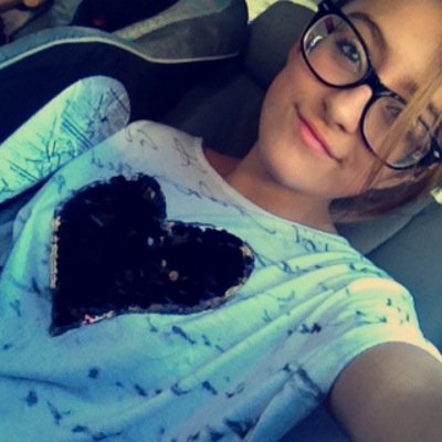 Stephaniemg03's profile picture. 