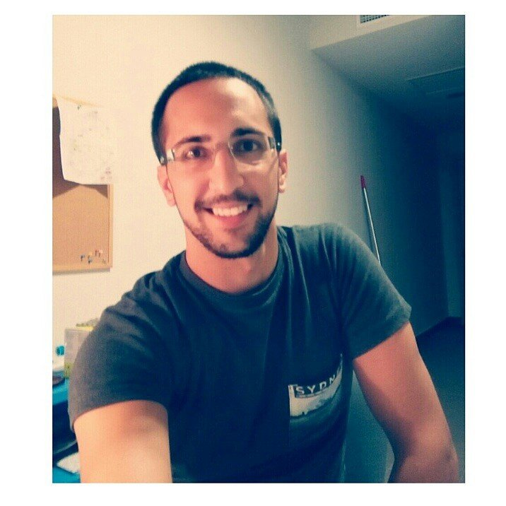 Borlop's profile picture. Turismólogo, correr hasta quedar sin aliento y aún así seguir.