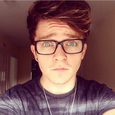 i gave you this free follow so you rt this https://t.co/g12tF2Honn please it means alot